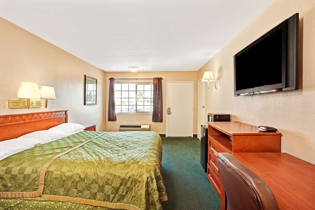 The Dixie Orange County Hotel Stanton Szoba fotó
